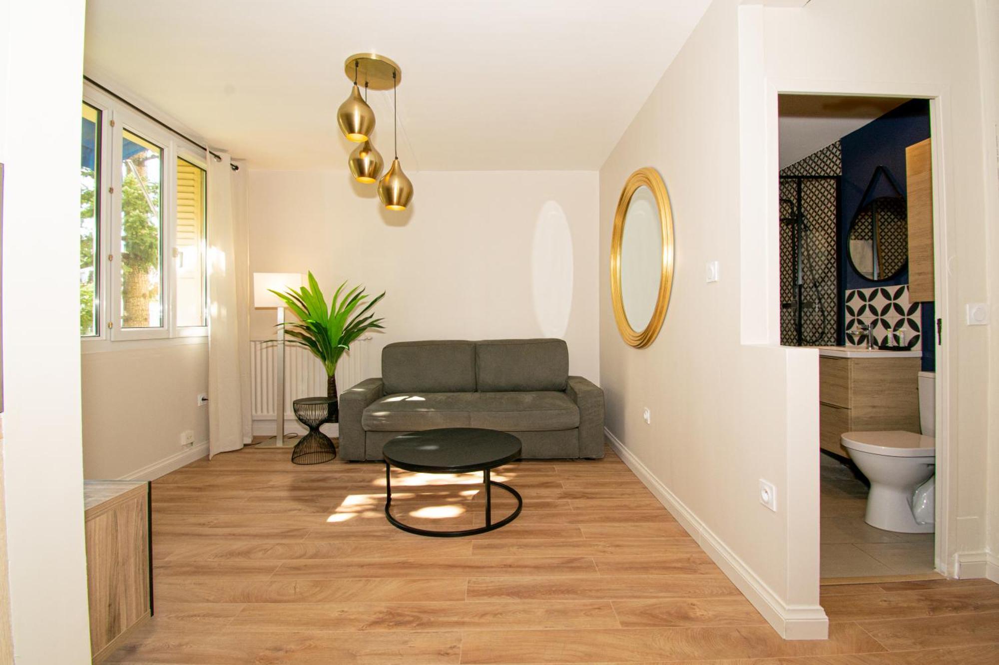 Suite Maddison Villeurbanne Esterno foto